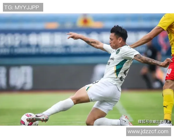 成都网球队以77分领跑奥运会积分榜展现强劲实力和团队合作精神 成都网球队以77分领跑奥运会积分榜展现强劲实力和团队合作精神