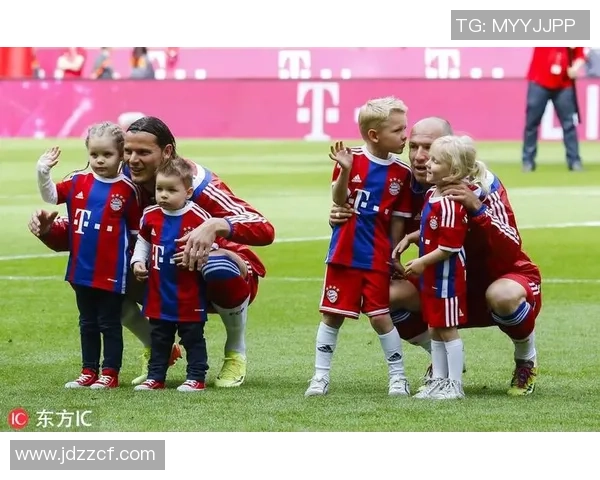 足球明星的独特风格与个人动作解析展现他们的魅力与技术之美 足球明星的独特风格与个人动作解析展现他们的魅力与技术之美