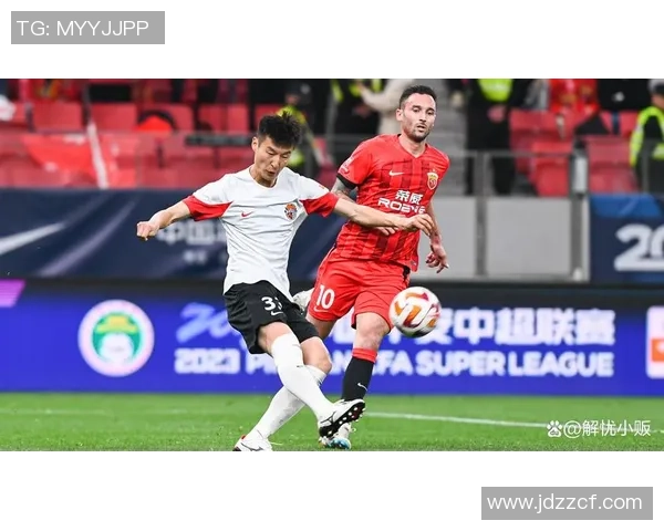 北京足球队以96分稳居联赛积分榜首位追赶者紧随其后